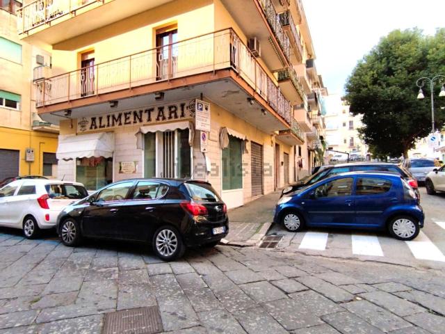 Locale Commerciale in affitto a Formia, Lazio