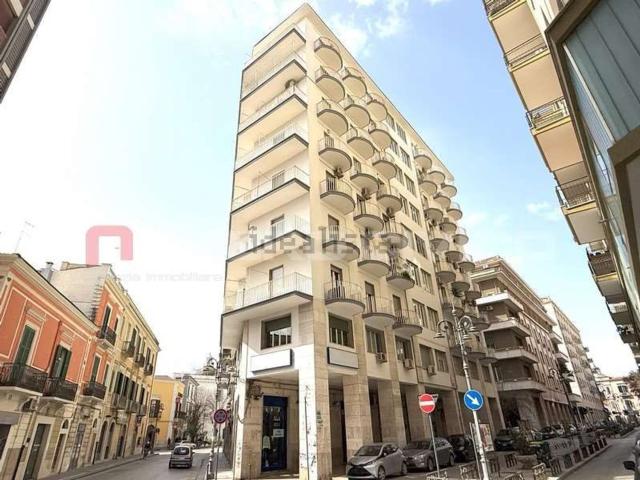 Locale Commerciale in affitto a Puglia, Foggia