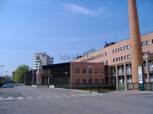 Locale Commerciale in affitto a Quartiere Navile, Bologna