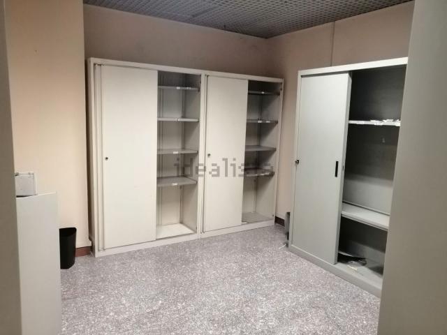 Locale Commerciale in affitto a Cenerente, Umbria