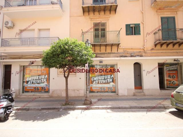 Locale Commerciale in affitto a Bagheria, Sicilia