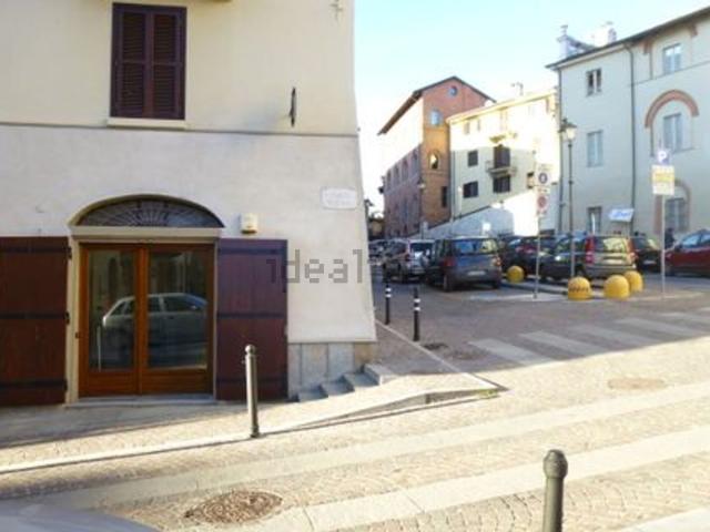 Locale Commerciale in affitto a Piemonte, Torino