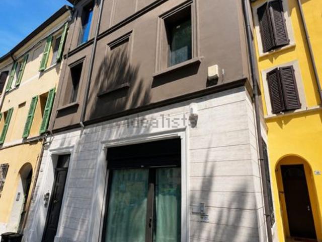 Locale Commerciale in affitto a Corso Nord, Ravenna