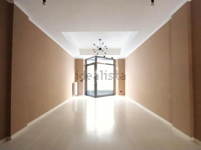 Locale Commerciale in affitto a Alessandria