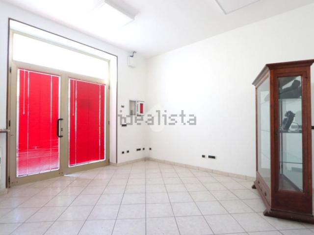 Locale Commerciale in affitto a Alessandria
