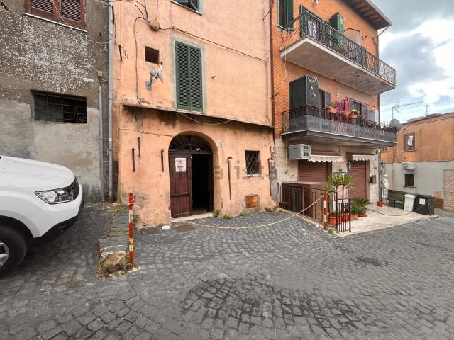 Locale Commerciale in affitto a Roma Capitale, Lazio