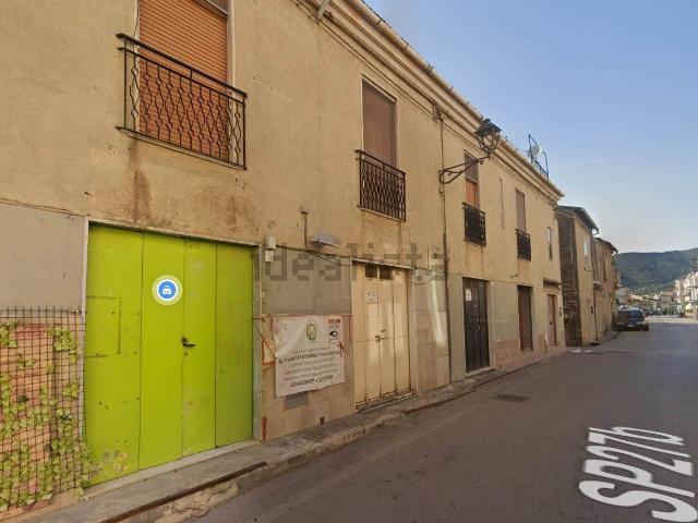 Locale Commerciale in affitto a Fisciano, Campania