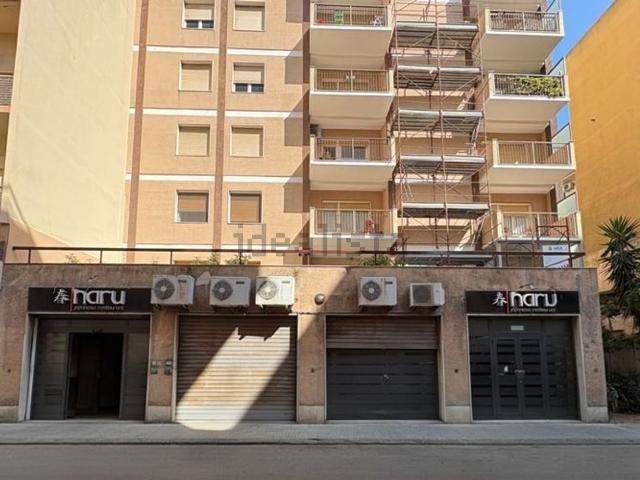 Locale Commerciale in affitto a San Pietro, Cala Di Volpe