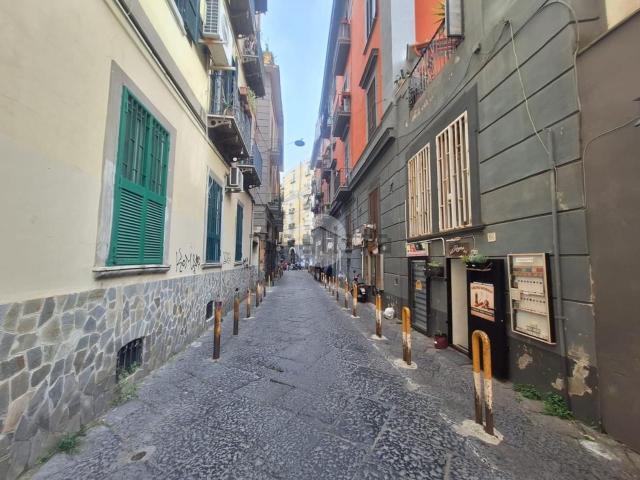 Locale Commerciale in affitto a Municipalità 5, Campania