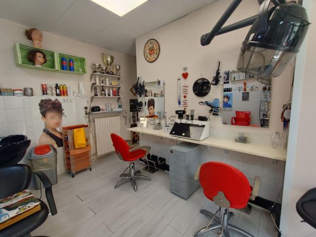 Locale Commerciale in affitto a Piemonte, Cuneo