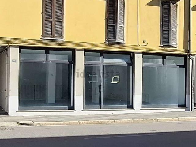 Locale Commerciale in affitto a Giubiano, Varese