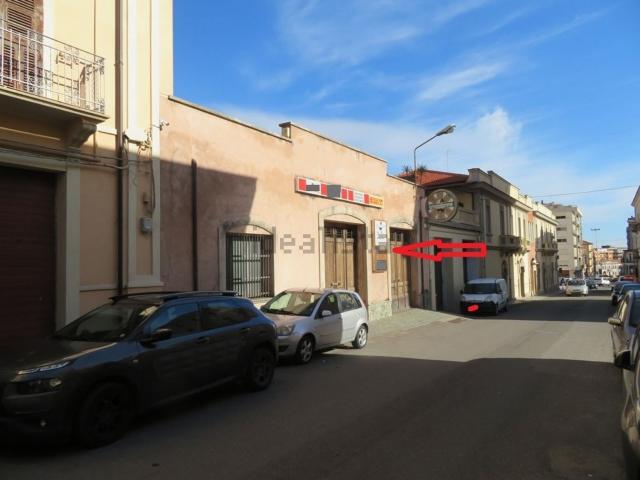 Locale Commerciale in affitto a Calabria, Catanzaro