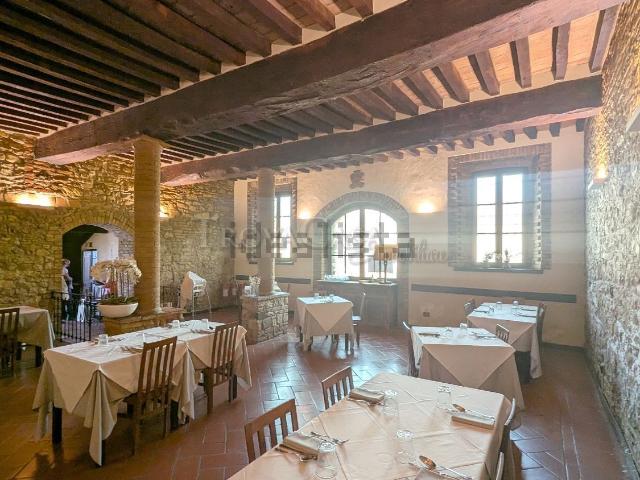 Locale Commerciale in affitto a Scipione Castello, Salsomaggiore Terme