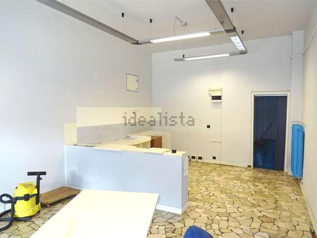 Locale Commerciale in affitto a San Faustino, Modena