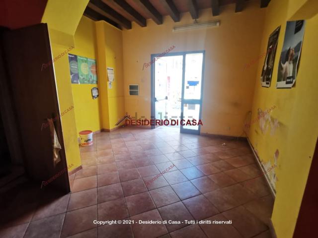 Locale Commerciale in affitto a Casteldaccia, Sicilia