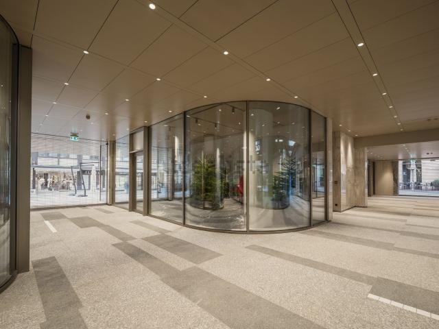 Locale Commerciale in affitto a Burggrafenamt - Burgraviato, Merano - Meran