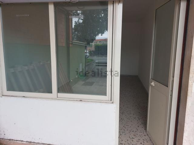 Locale Commerciale in affitto a Casalanno, Quarto