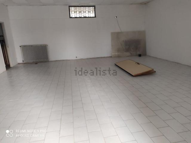 Locale Commerciale in affitto a Piemonte, Alessandria