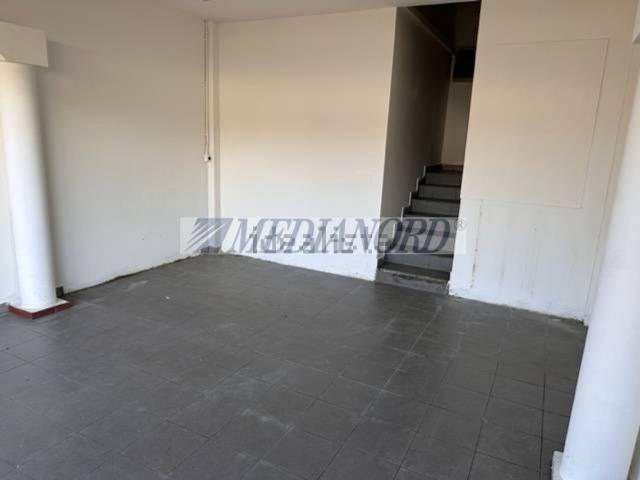 Locale Commerciale in affitto a Bergamo, Lombardia