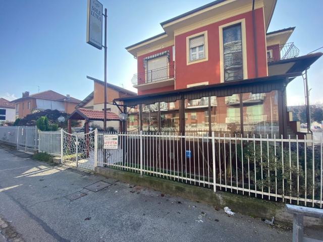 Locale Commerciale in affitto a Piemonte, Torino
