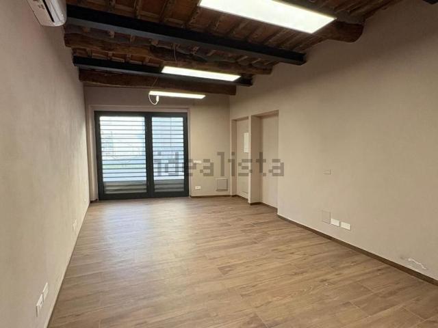 Locale Commerciale in affitto a San Cassiano a Vico, Bagni Di Lucca Ponte