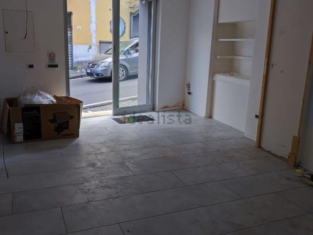 Locale Commerciale in affitto a Borgo Casamale, Somma Vesuviana