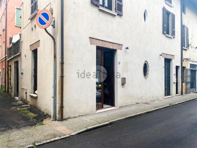 Locale Commerciale in affitto a Bagnolo Mella, Lombardia