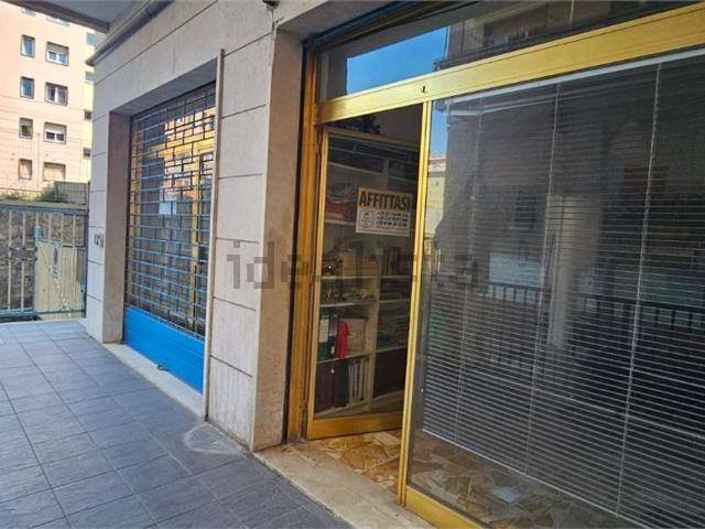 Locale Commerciale in affitto a Chiavari, Liguria