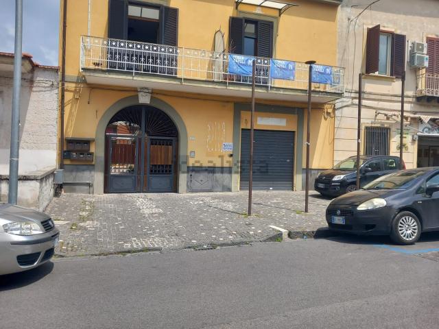 Locale Commerciale in affitto a Borgo Casamale, Somma Vesuviana