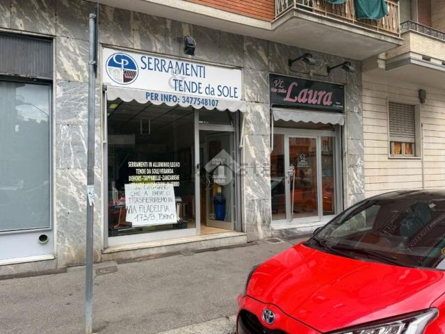 Locale Commerciale in affitto a Circoscrizione 2, Piemonte