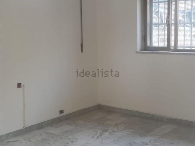 Locale Commerciale in affitto a Puglia, Foggia
