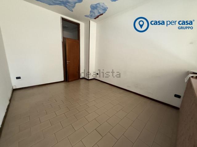 Locale Commerciale in affitto a Borgo Dolomiti, Adria