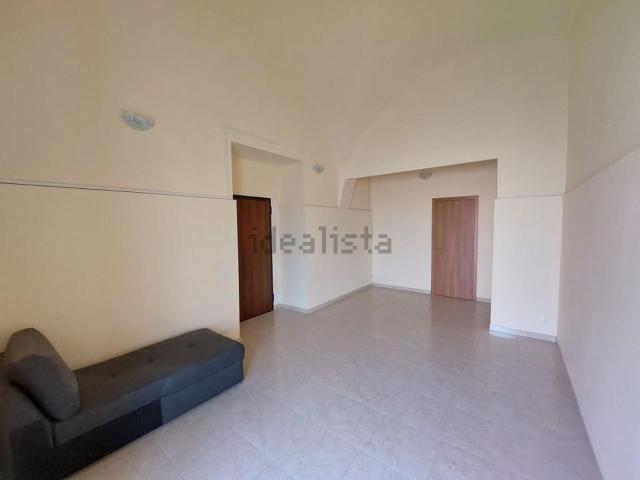 Locale Commerciale in affitto a Acireale, Sicilia