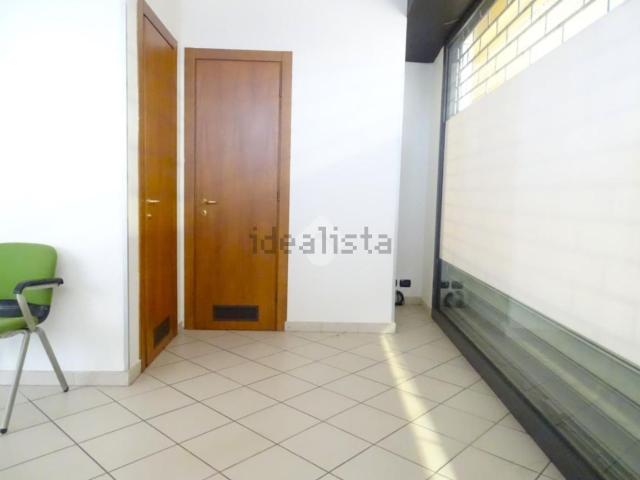 Locale Commerciale in affitto a Piemonte, Alessandria