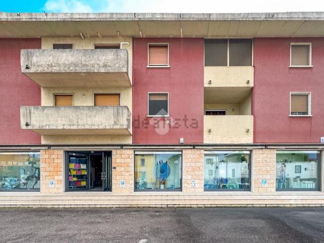 Locale Commerciale in affitto a Casalmaggiore, Lombardia