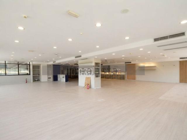 Locale Commerciale in affitto a Assisi, Umbria