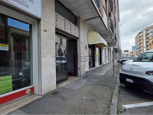 Locale Commerciale in affitto a Piemonte, Asti