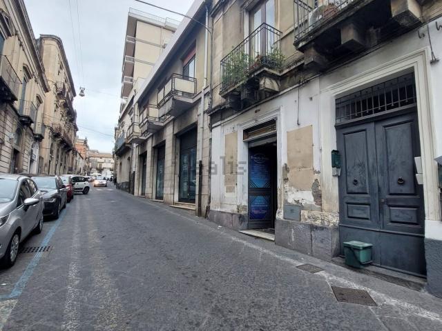 Locale Commerciale in affitto a Santa Caterina, Acireale