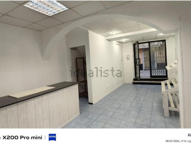 Locale Commerciale in affitto a Varazze, Liguria