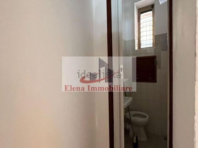 Locale Commerciale in affitto a Alcamo, Sicilia