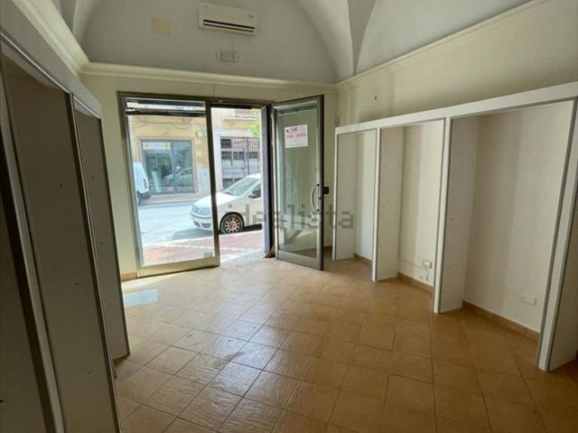 Locale Commerciale in affitto a Marsala, Sicilia