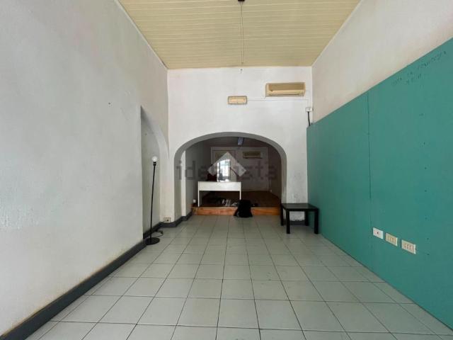 Locale Commerciale in affitto a Lo Sperone, Pistoia