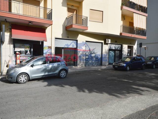 Locale Commerciale in affitto a Corigliano-Rossano, Calabria