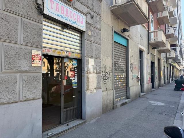 Locale Commerciale in affitto a Circoscrizione 3, Piemonte