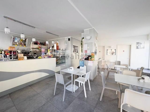Locale Commerciale in affitto a Piemonte, Alessandria