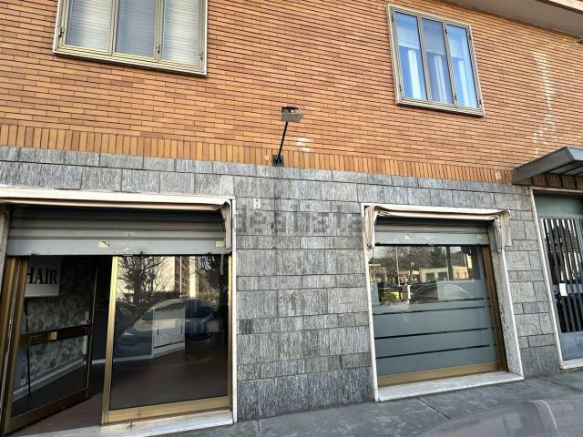 Locale Commerciale in affitto a Borgo Uriola, Piemonte