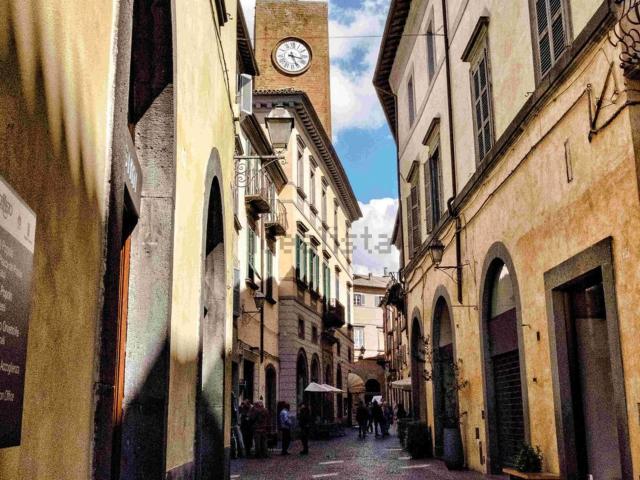 Locale Commerciale in affitto a San Concordio, Bagni Di Lucca Ponte