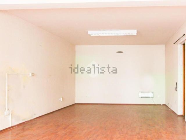 Locale Commerciale in affitto a Manerbio, Lombardia