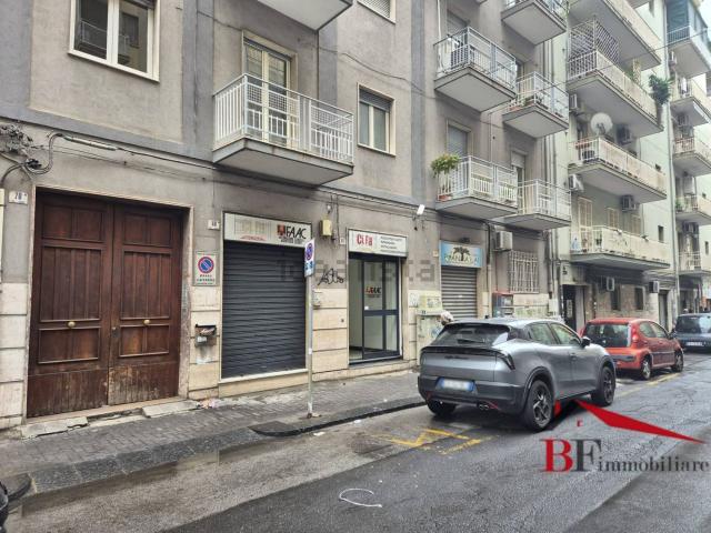 Locale Commerciale in affitto a Borgo-Sanzio, Catania
