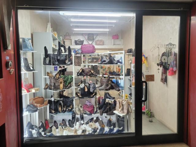 Locale Commerciale in affitto a Narni, Umbria